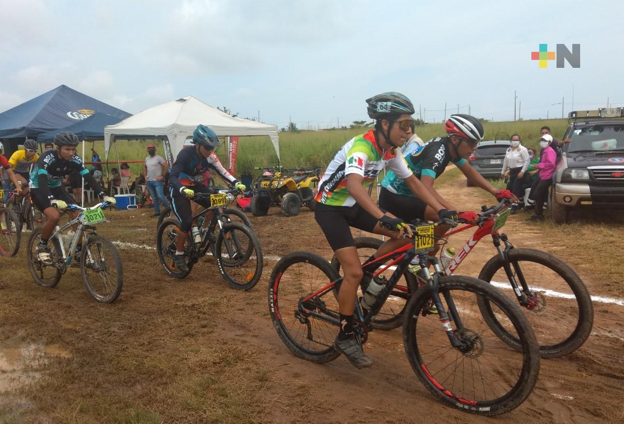 Jeremy Román ganador del Campeonato de Ciclismo de Montaña Región Sur