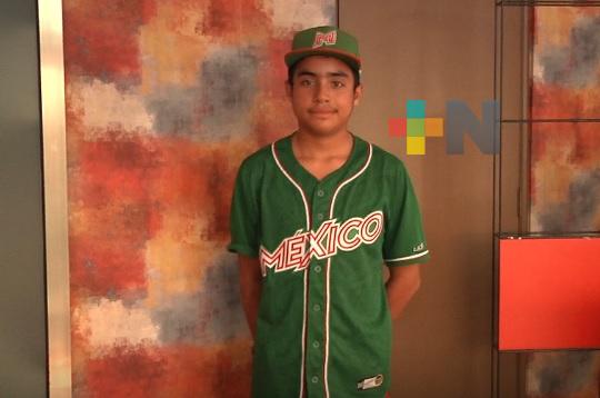 Diego Roldán, feliz por su participación en el Panamericano de Beisbol