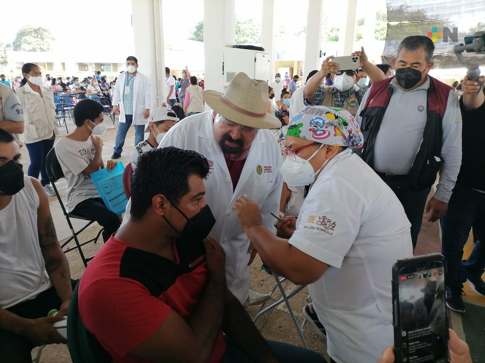 Vacunación en Veracruz concluiría a principios del 2022: Ramos Alor