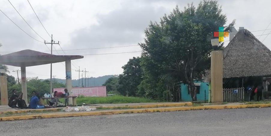 Migrantes de Haití, Chile y Cuba encuentran solidaridad ciudadana en sur de Veracruz