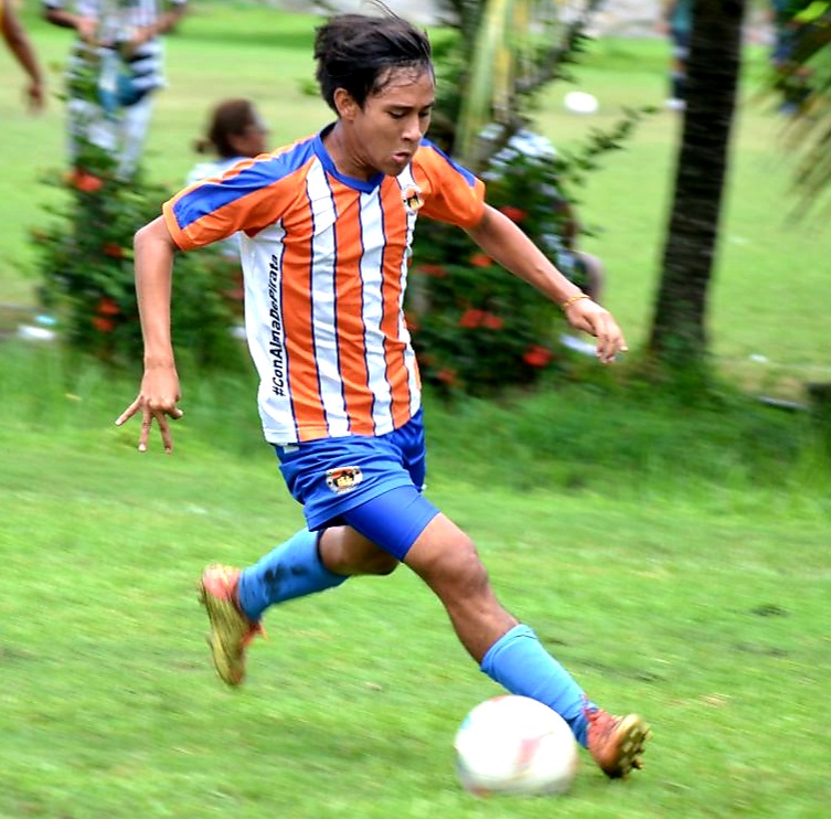 Piratas, siguen invictos en Liga Oropeza