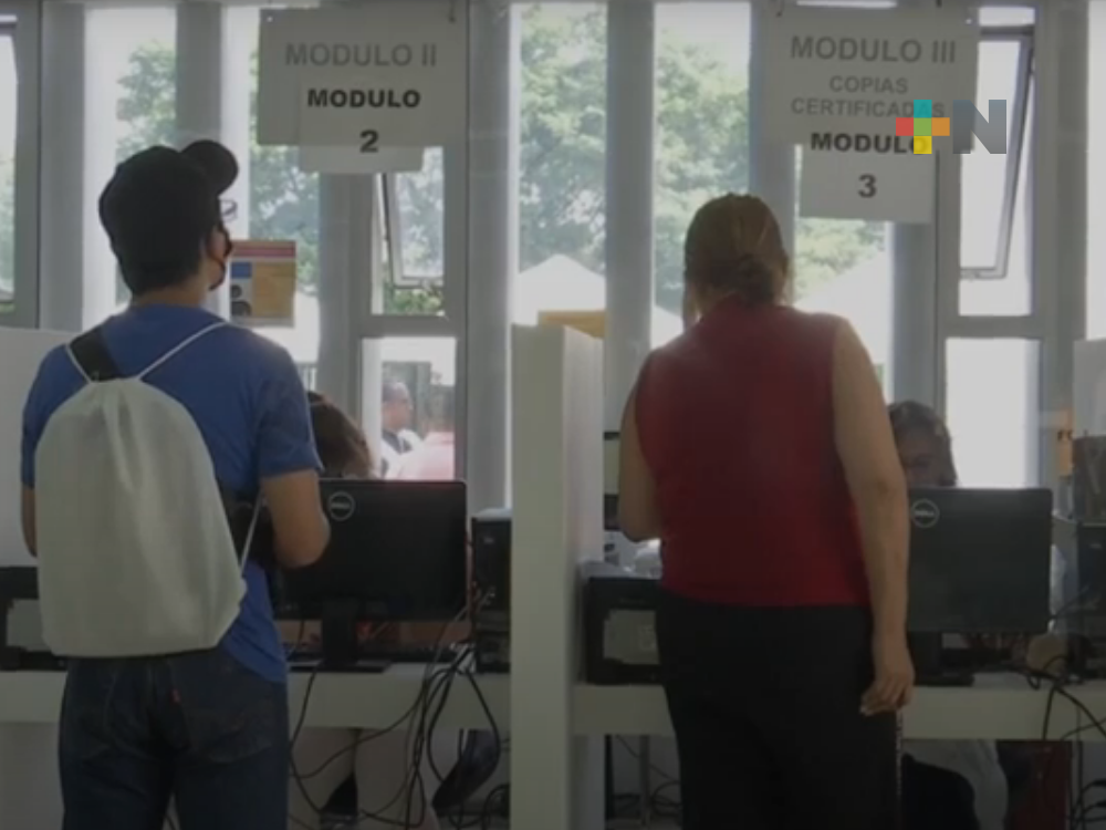 Con más módulos, Registro Civil brinda atención a xalapeños