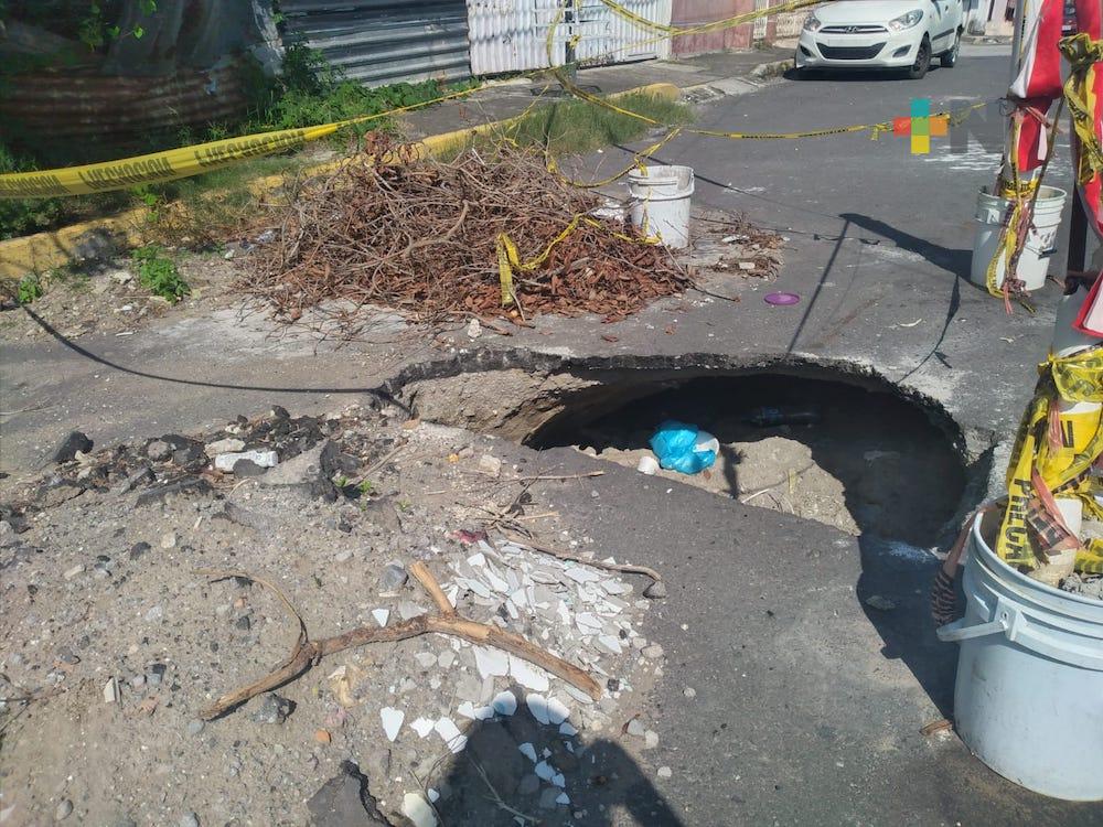 Temen por socavón en colonia Nuevas Esperanzas de Veracruz