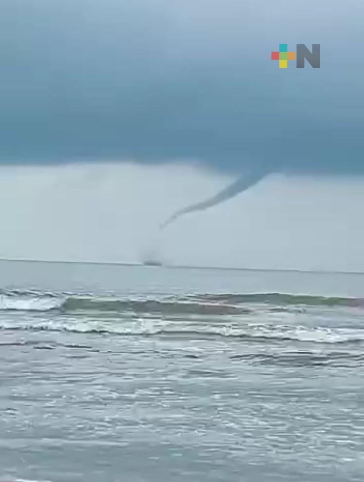 Se formó tromba marina en costas de Boca del Río