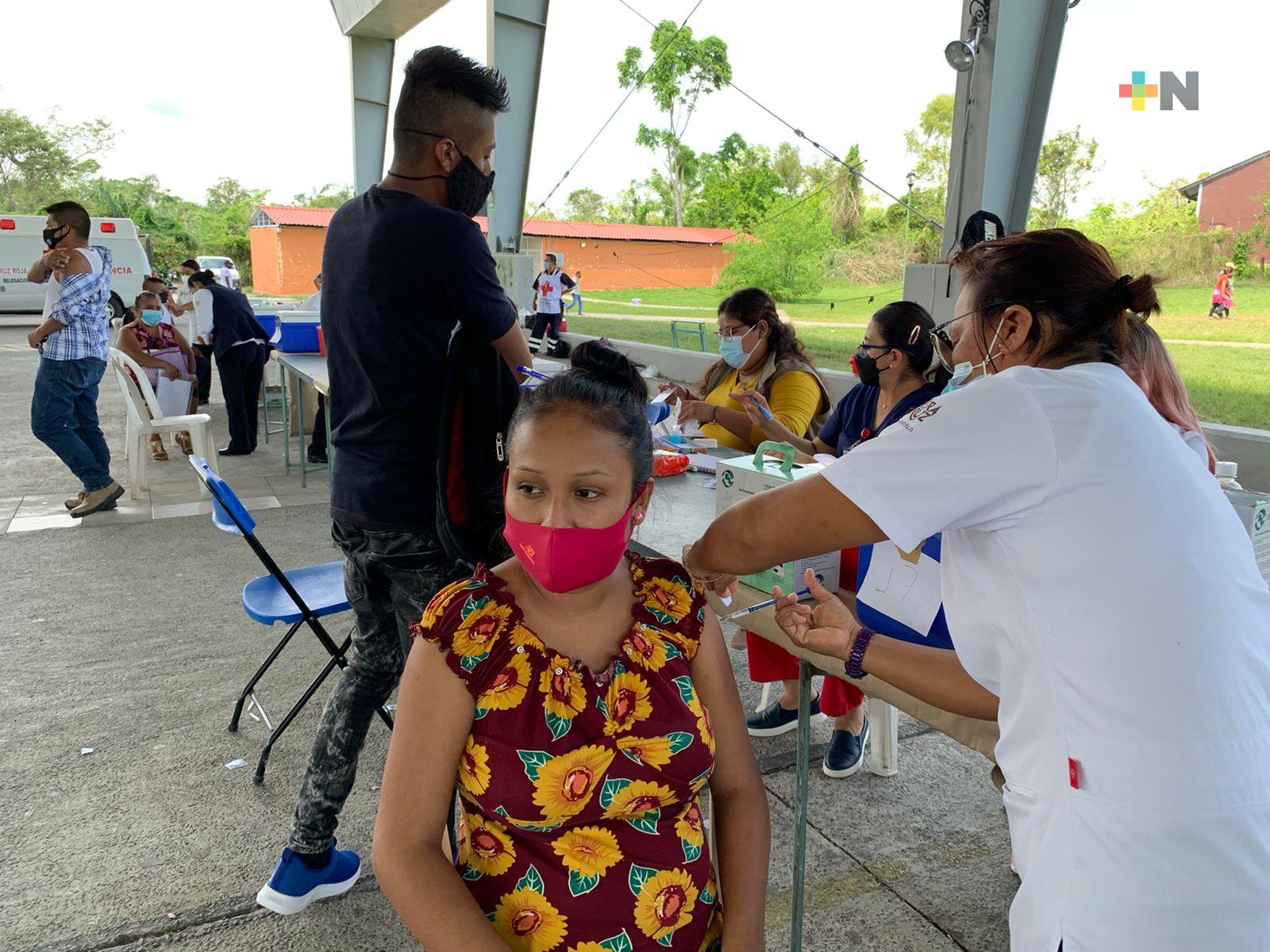 Concluiría en octubre vacunación de todos los sectores de más de 18 años en Veracruz