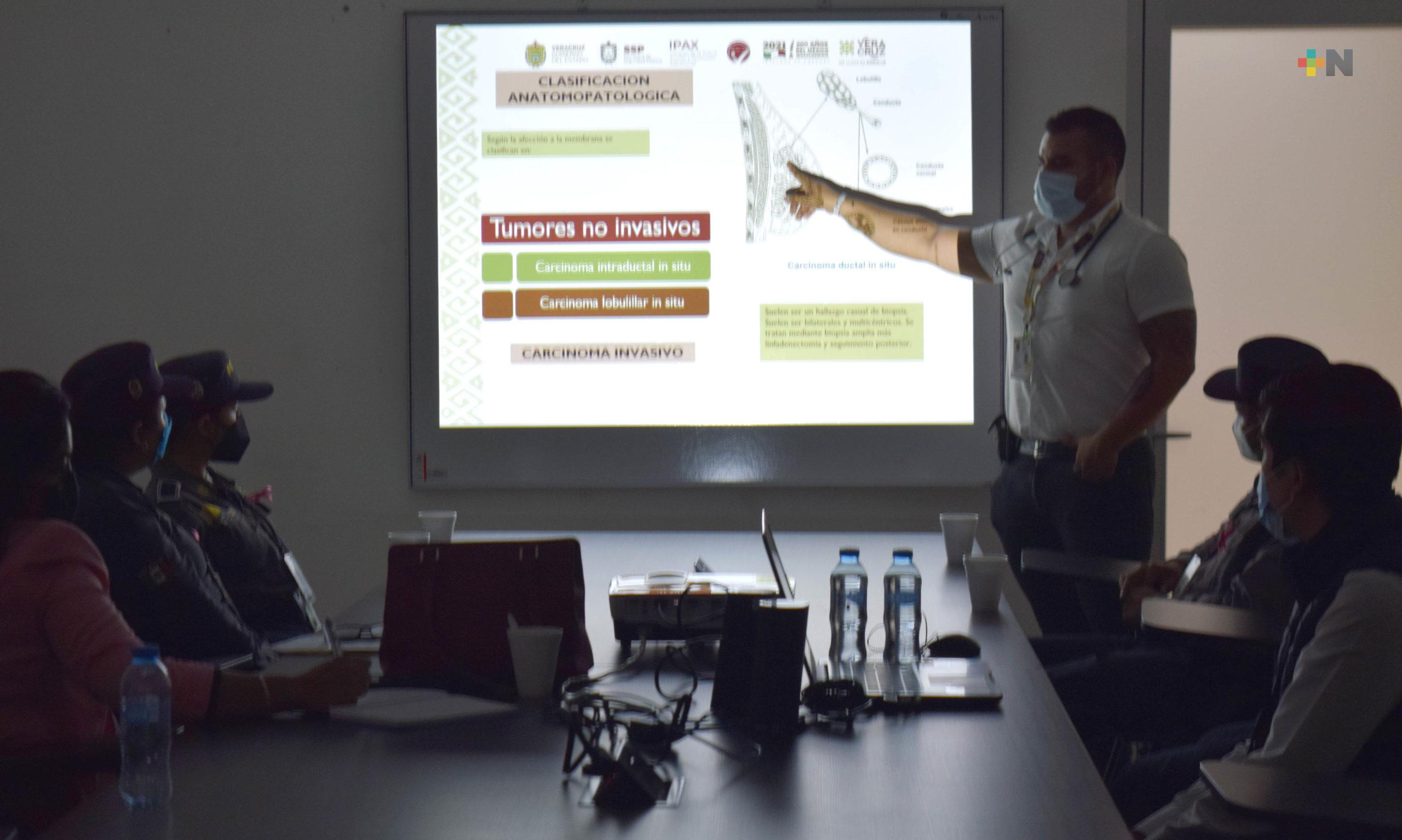 Realiza IPAX pláticas de prevención del cáncer de mama a sus policías