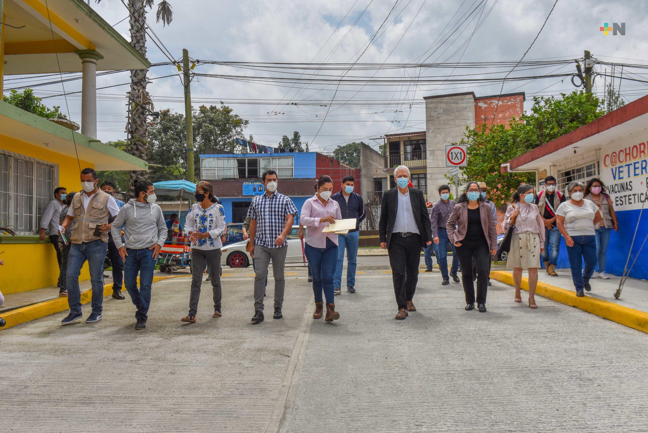 Con más de 40 mdp Xalapa  pavimentó calles en la Colonia Revolución