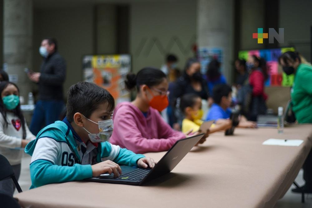 Niñas, niños y adolescentes aprenden a cuidarse en Internet, mientras se divierten