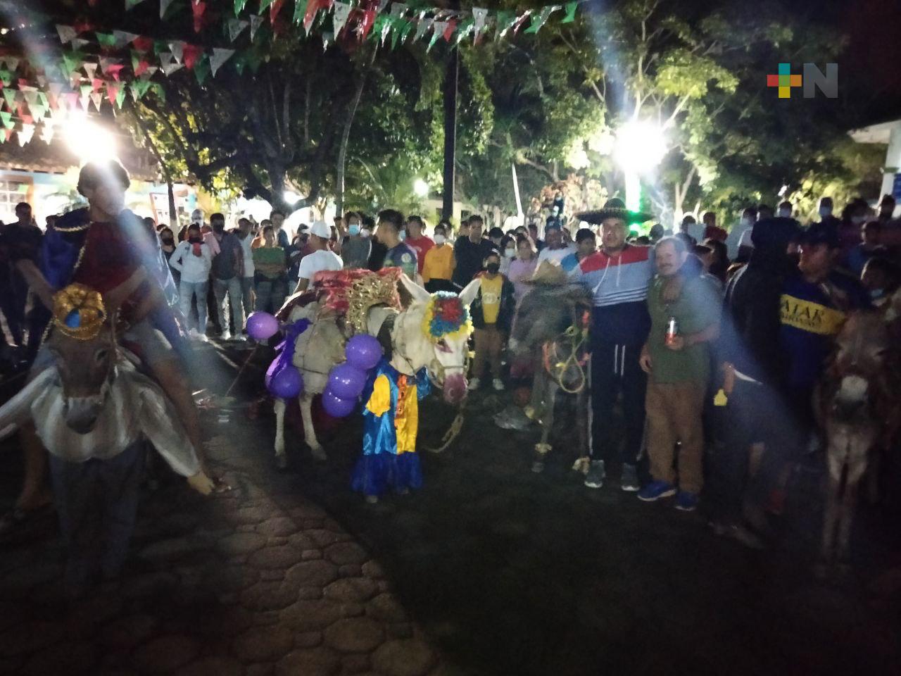 Corrida del Pericón divierte a niños y jóvenes en fiesta patronal de Actopan