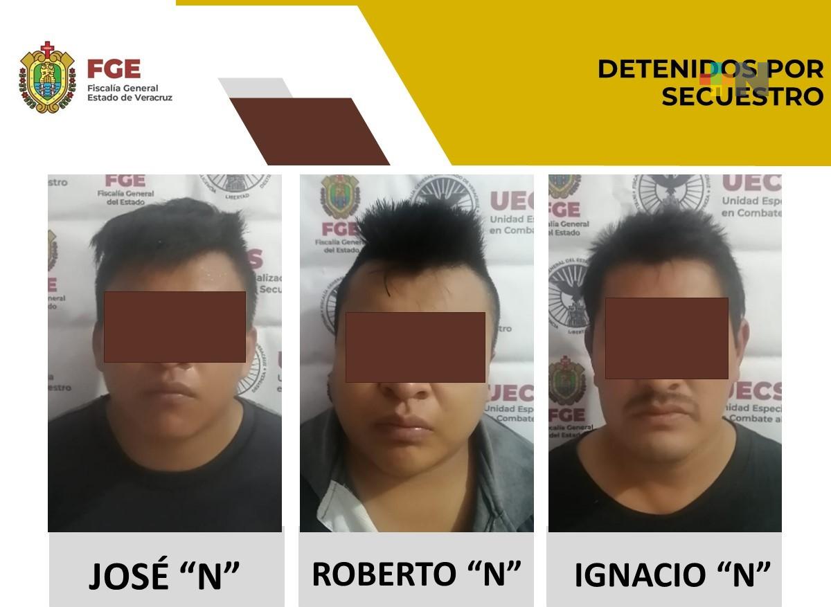 Detiene UECS a tres presuntos secuestradores y libera a víctima en Papantla