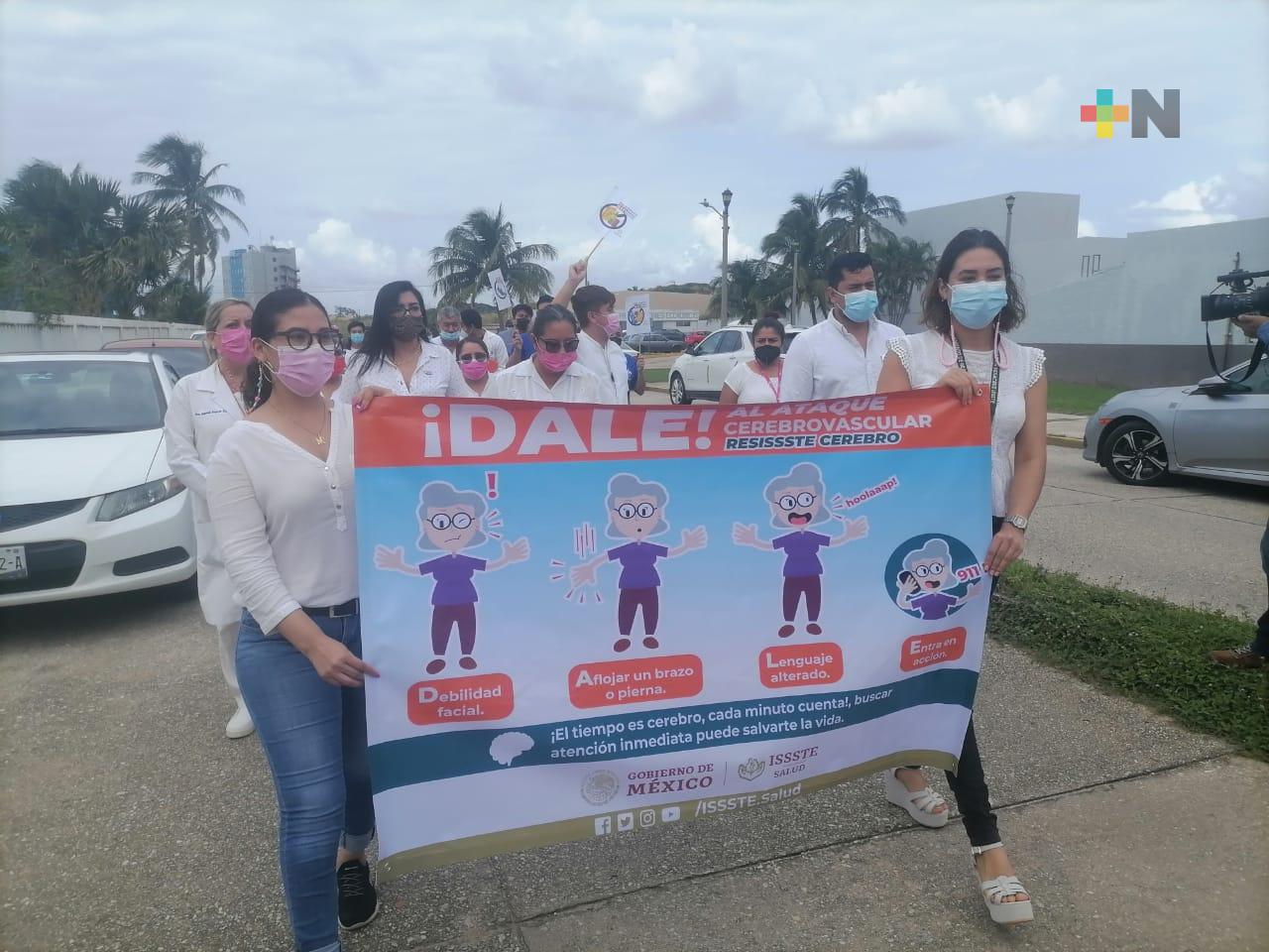 ISSSTE Coatzacoalcos realizó caminata «DALE» al ataque cerebrovascular