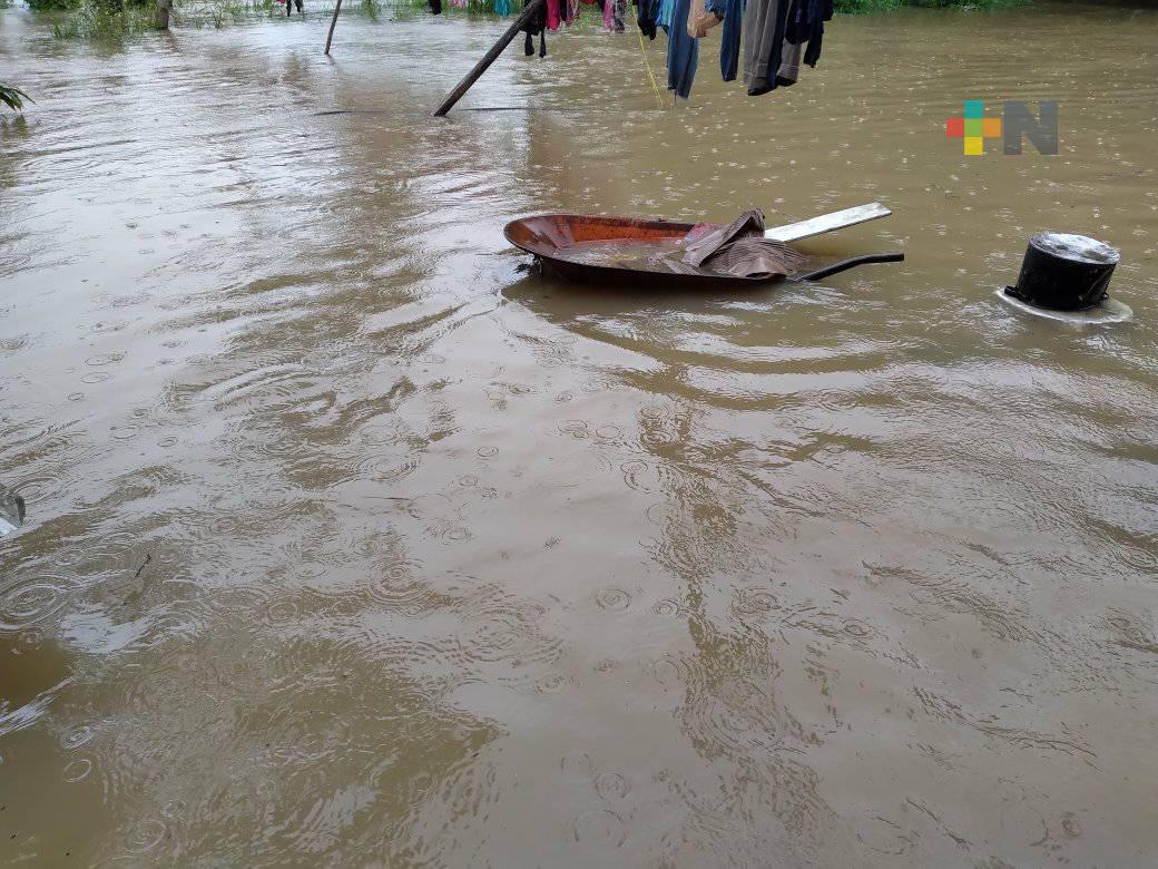 Desbordamiento de arroyo  causa afectaciones en viviendas del municipio de Zaragoza