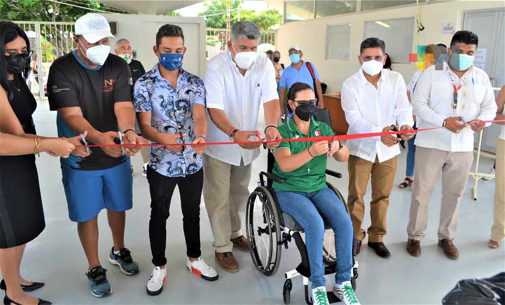 Cortan Nely Miranda y Kevin Berlín listón de reapertura de Leyes de Reforma