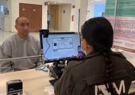 Emiten INM y Renapo CURP temporal para connacionales repatriados