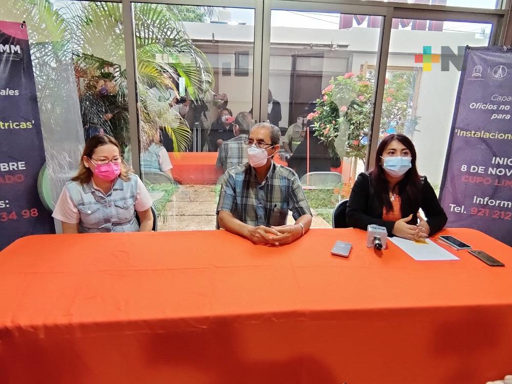 En Coatzacoalcos, IMM ofrece 20 espacios a mujeres para capacitarse en instalaciones eléctricas