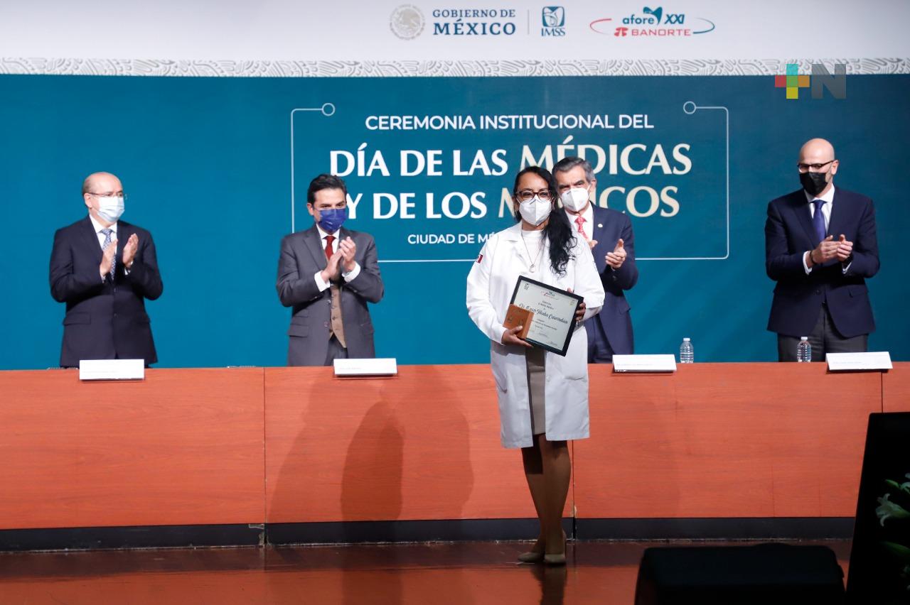 Conmemora IMSS Día de las Médicas y los Médicos