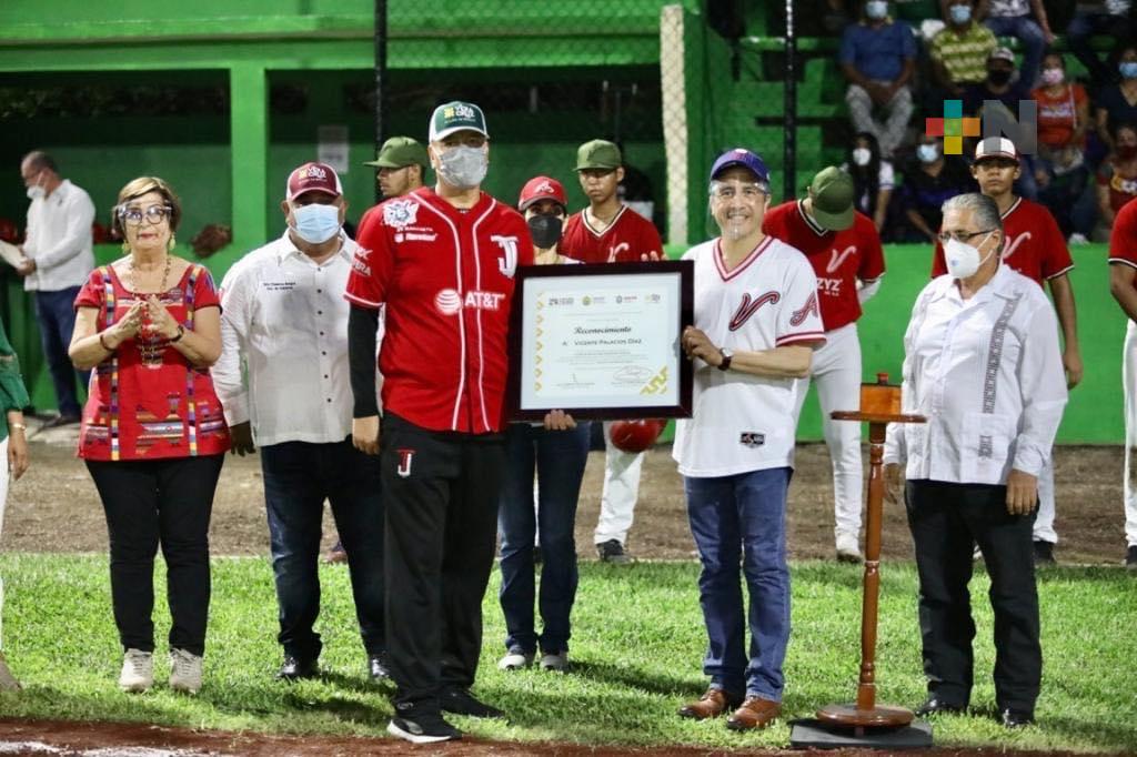 Exitosa inauguración del alumbrado del Estadio de Beisbol «Raciel Hernández» de Otatitlán