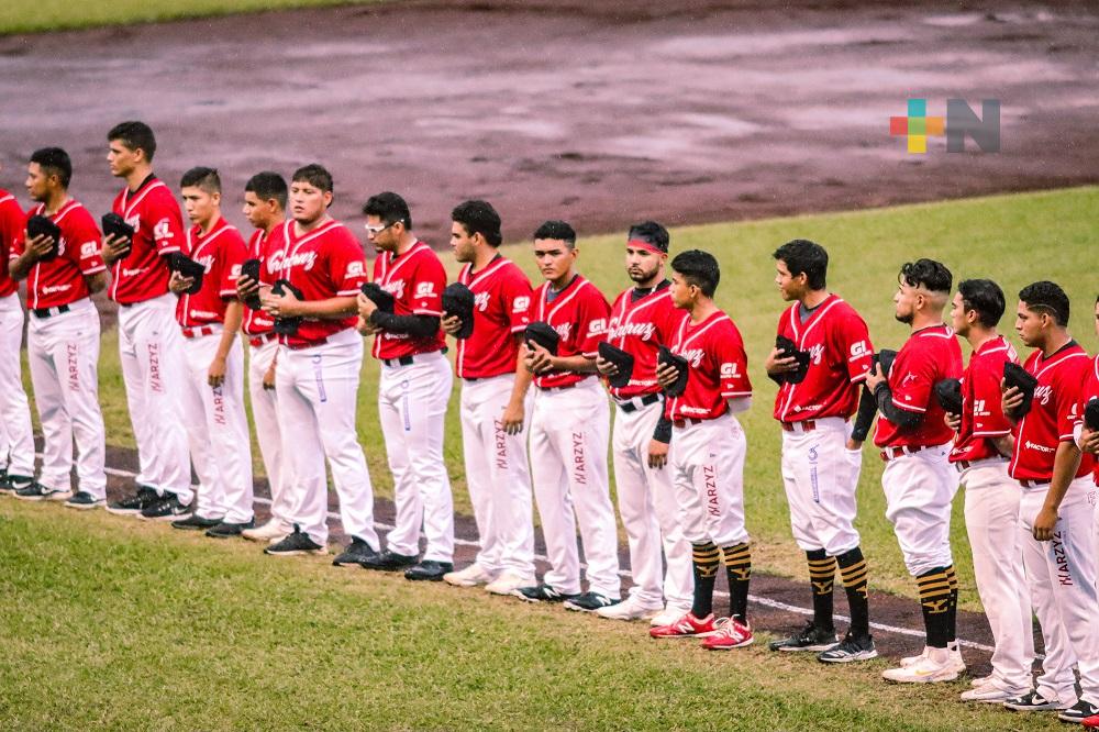 En Xalapa, la lluvia impidió inicio de la serie Oaxaca vs Águila/Leones