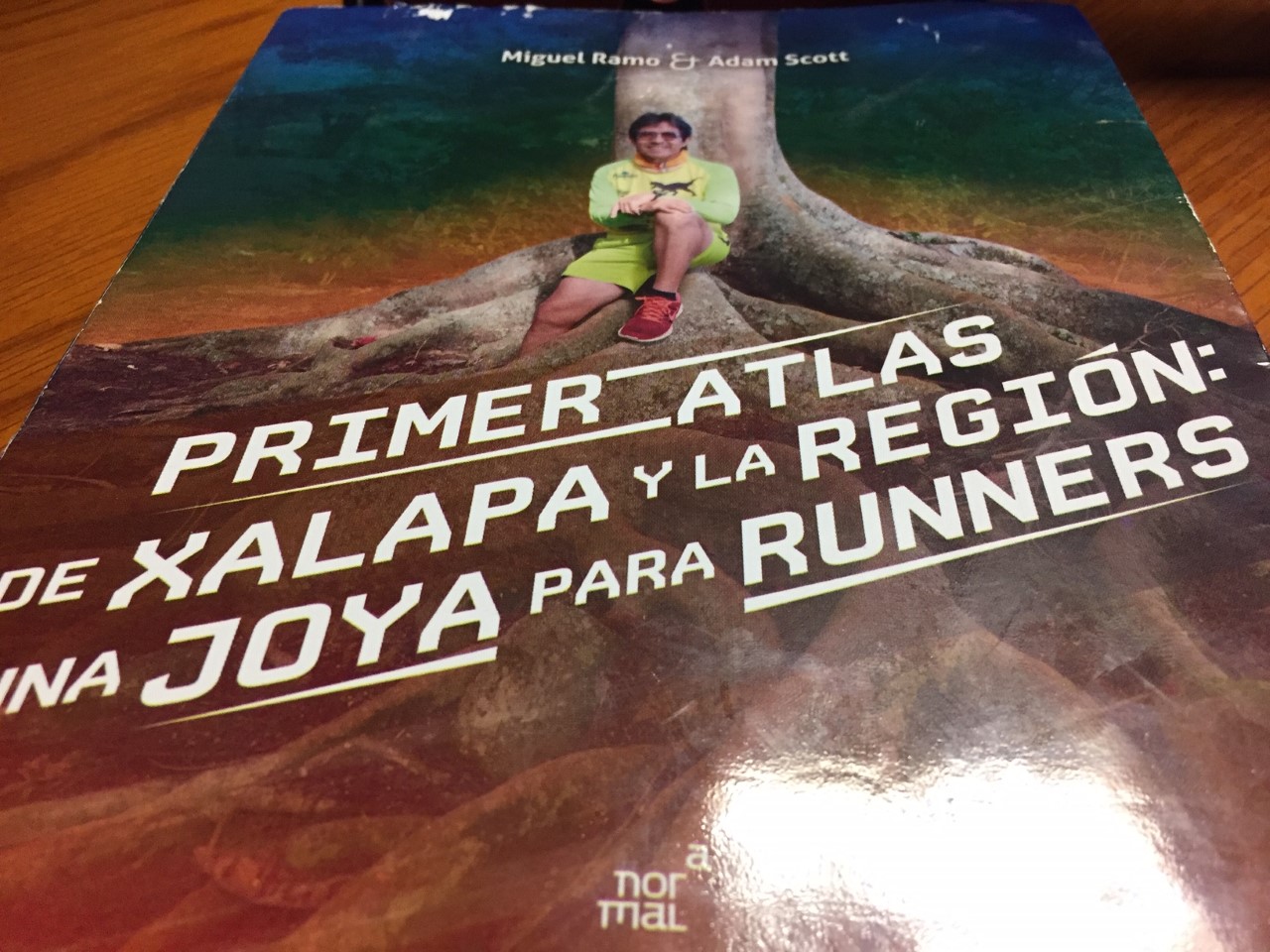 Miguel Ramo presenta «El Primer Atlas de Xalapa y la Región: Una Joya para Runners»