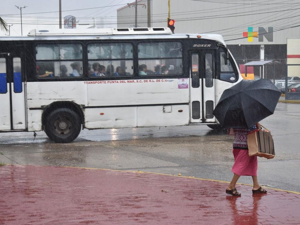 Continuará evento de surada en la entidad veracruzana; lluvias por la tarde