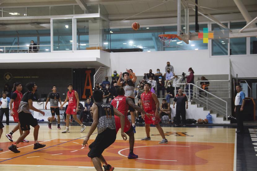 Leones Anáhuac Xalapa alistan próxima temporada de baloncesto universitario