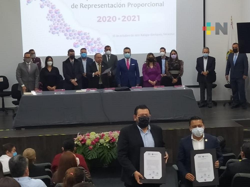 OPLE Veracruz entregó constancias de diputaciones por principio de representación proporcional