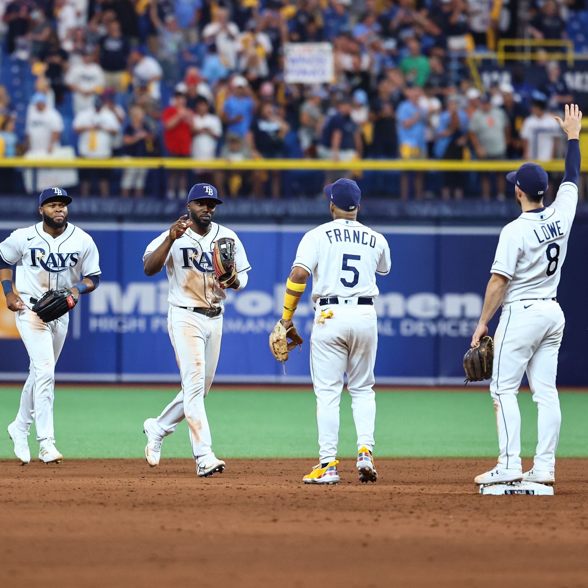 Astros y Rays toman ventaja en divisionales de la  Liga Americana