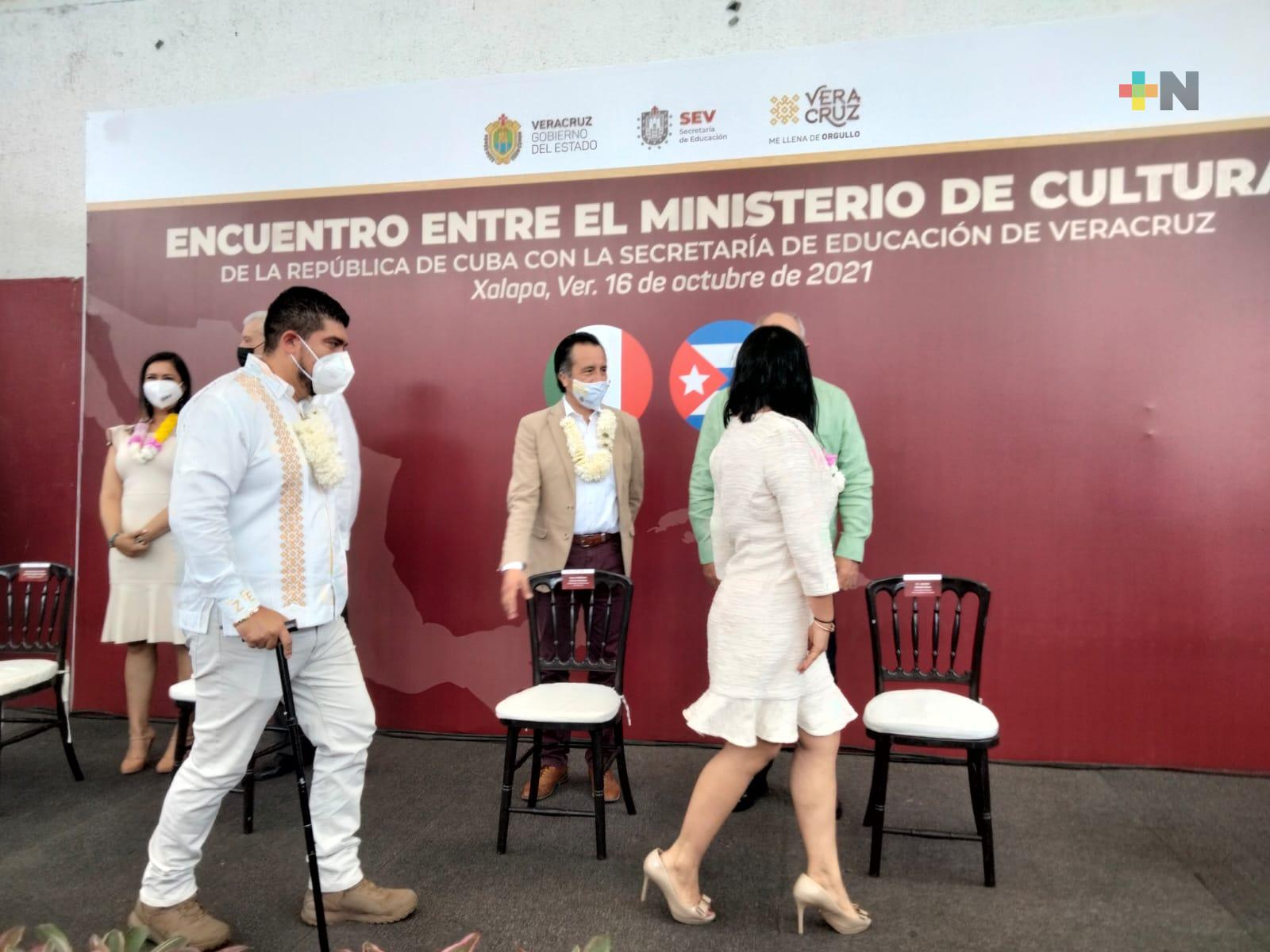 Con semáforo epidemiológico en verde, SEV hace exhorto a que alumnos acudan con regularidad a la escuela
