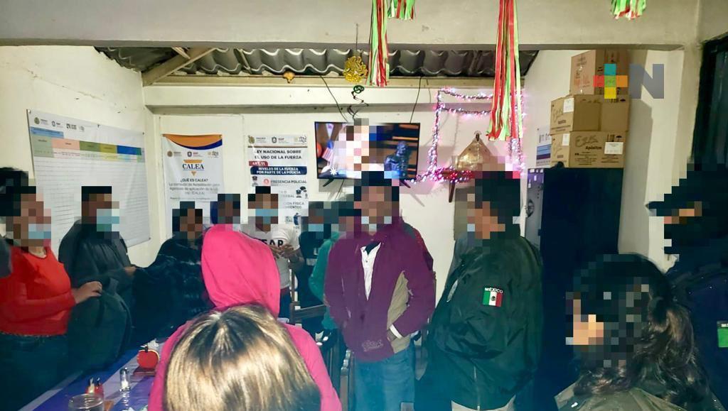 Rescata SSP a 14 migrantes hondureños en Perote