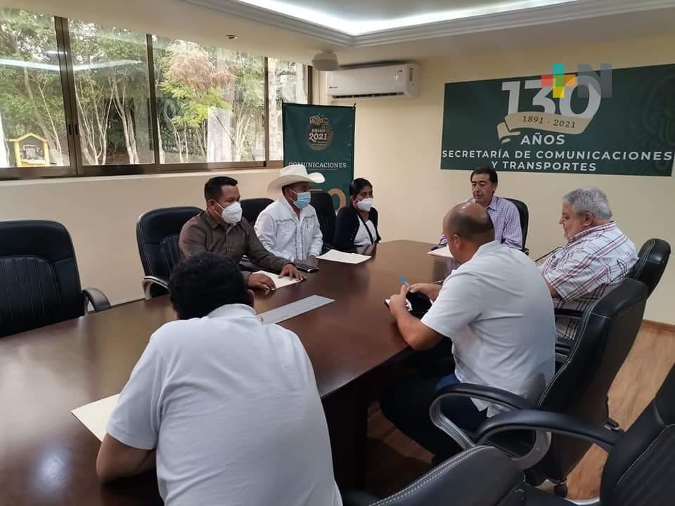 Agradecen alcaldes electos del norte, pavimentación de carretera por la SCT