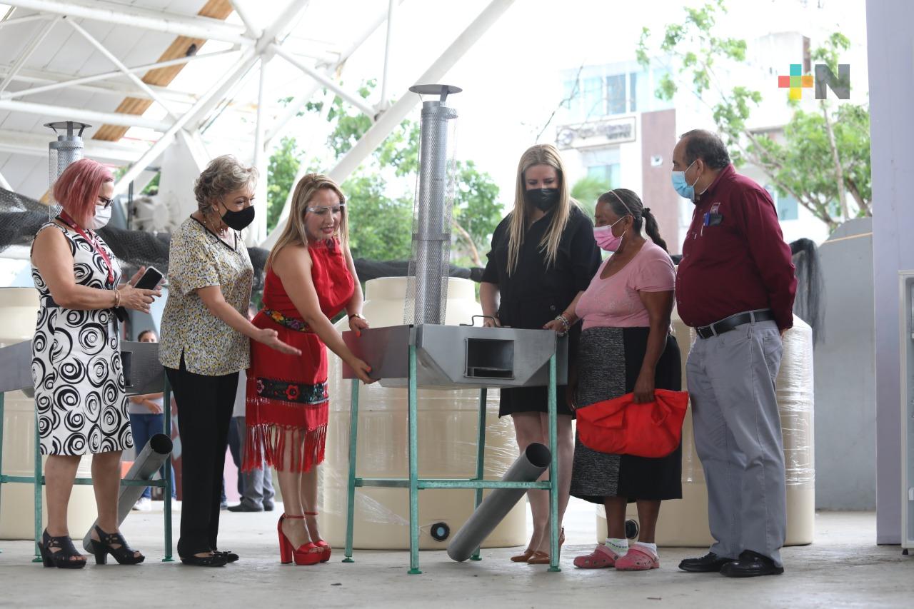 Desarrollo a la vivienda y comunidad favorece  a más de 7 mil familias en 69 municipios: DIF