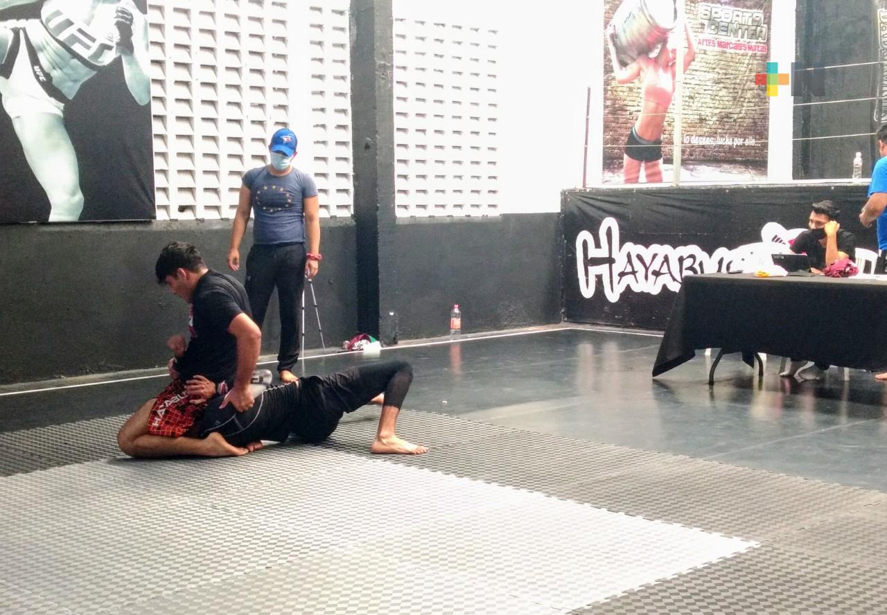 Evento de artes marciales mixtas reunió a 80 peleadores