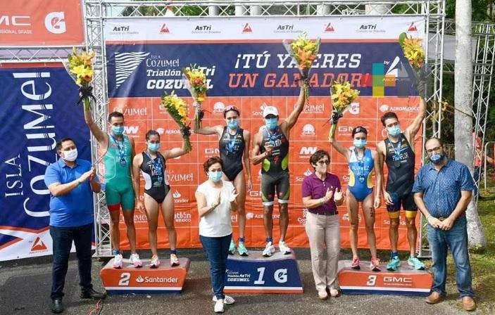 Crisanto Grajales ganó el Triatlón AsTri Cozumel 2021