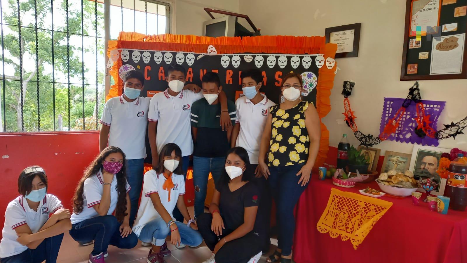 Telebachilleratos de Tuxpan refuerzan tradición de Día de Muertos