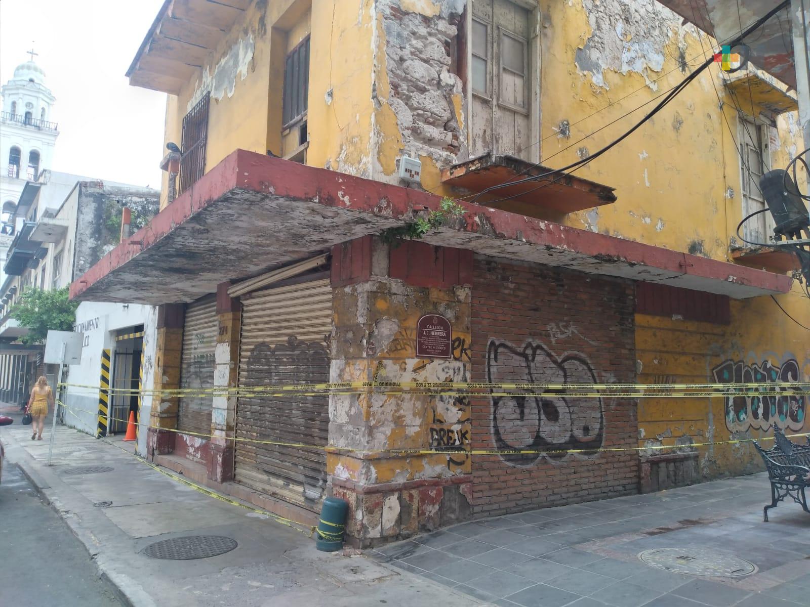 Se derrumban edificios del centro histórico de Veracruz