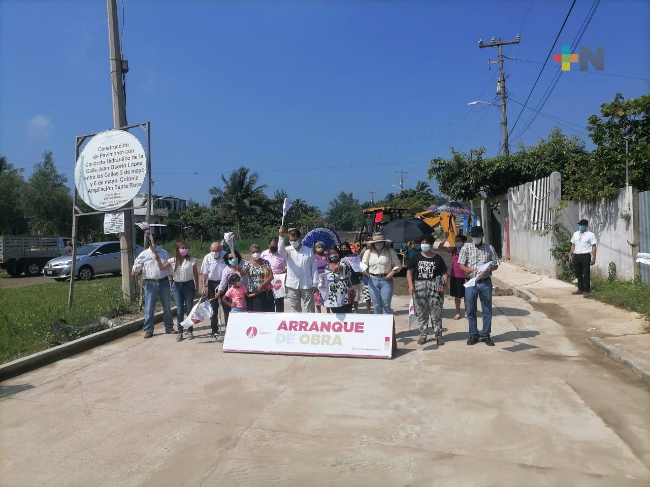 Inversión de más de 2 mdp para pavimentación en colonia Ampliación Santa Rosa de Coatza