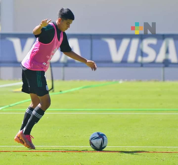 Oziel Escobedo acudió al llamado de la selección mexicana sub-18