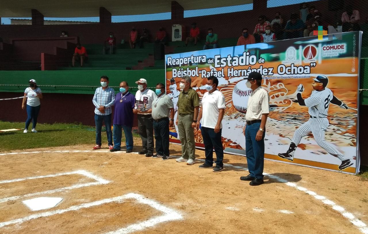 Reabren escenarios deportivos en Coatzacoalcos