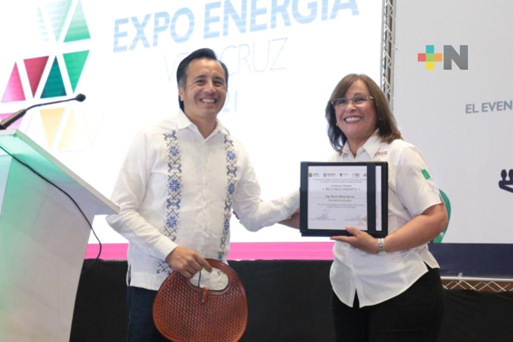 Rocío Nahle brindó ponencia en Expo Energía Veracruz 2021