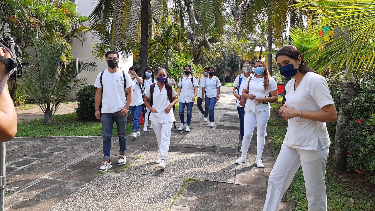 De manera escalonada, campus Mocambo de la UV regresa a clases