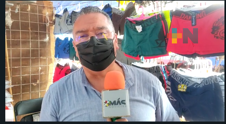 Redes sociales salvan a tianguistas durante pandemia