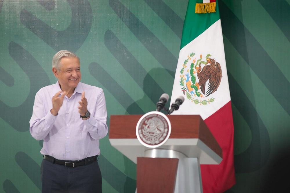 Anuncia AMLO plan de fortalecimiento de aduanas y puertos