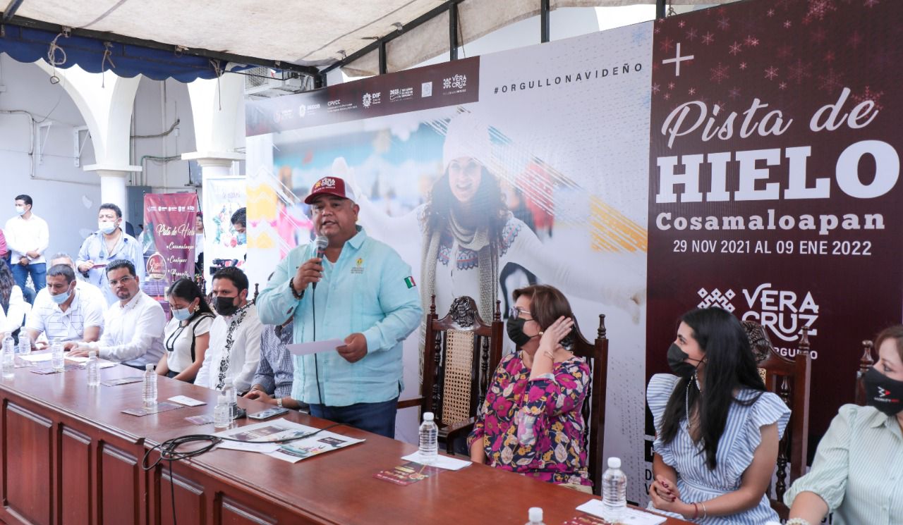 Anuncian inauguración de pista de hielo en Cosamaloapan de la Temporada Invernal 2021 Orgullo Navideño
