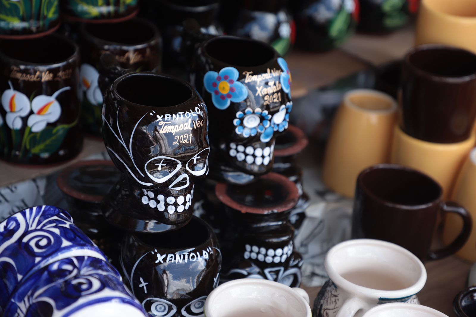 El xalapeño callejón del Diamante se suma a festividades de Todos Santos