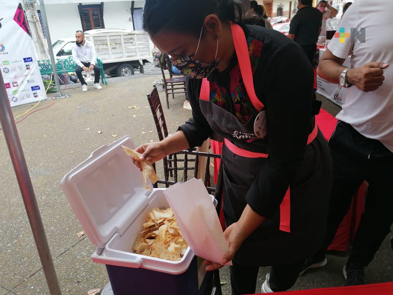 Exitoso encuentro de maestras cocineras en Barrio Xallitic