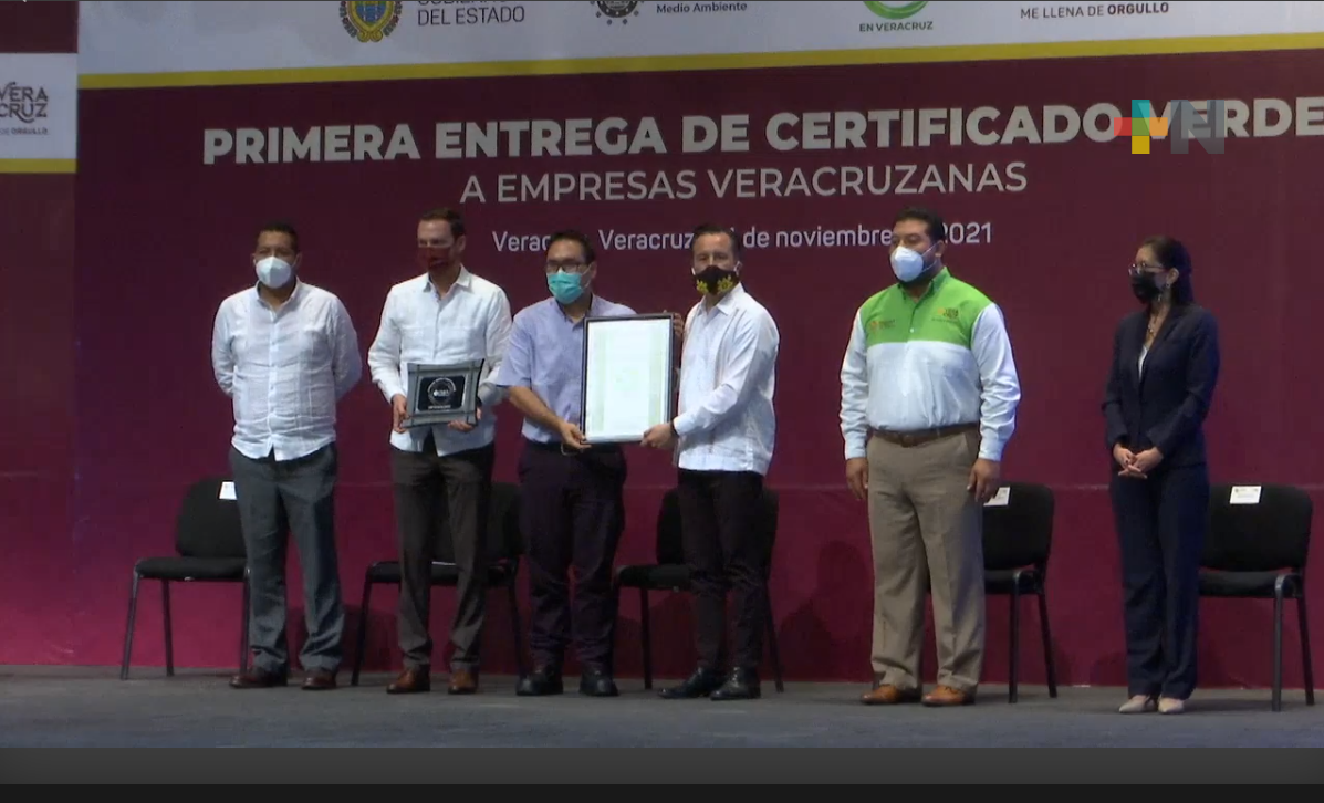 Reconocen a 15 «empresas verdes» de Veracruz