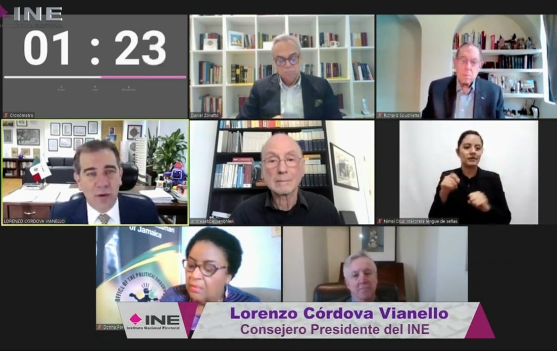 Alertan en Foro Global sobre los riesgos para las democracias en el mundo