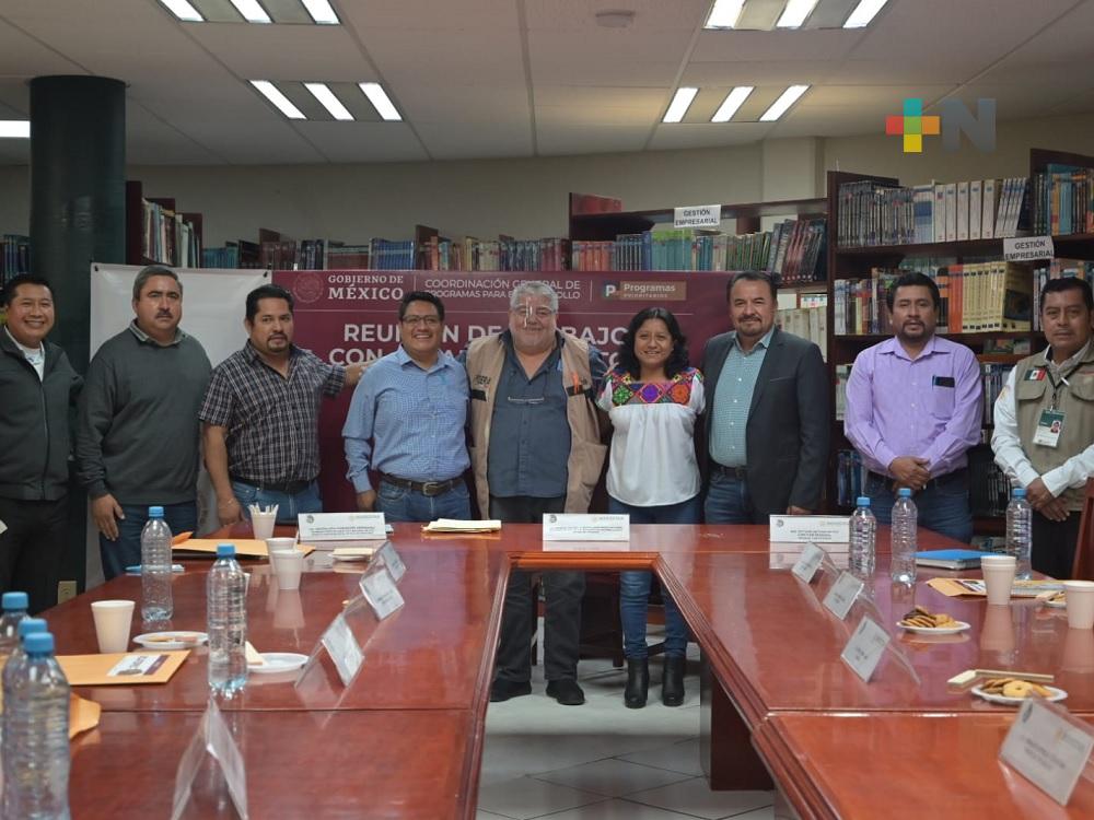 Alcaldes veracruzanos electos y delegado de Bienestar trazan estrategias de trabajo para 2022