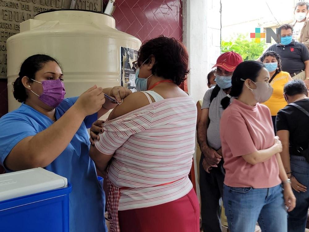 Aumenta demanda de vacunación contra influenza en Coatzacoalcos