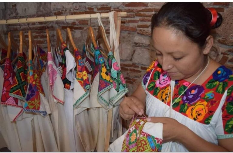 Con cursos de autoempleo, DIF de Xalapa ha capacitado a 256 personas